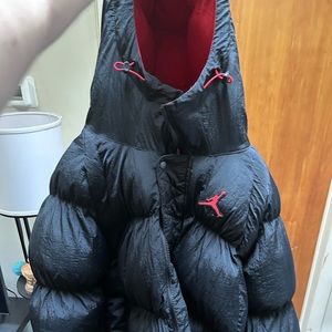 jordan puffer jacket !